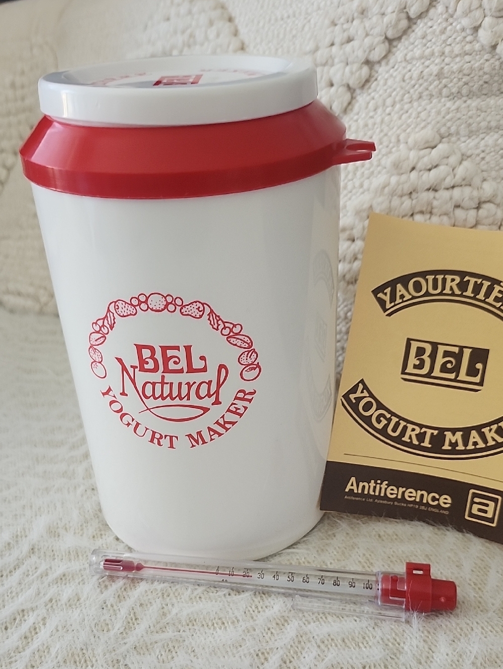BEL Natural Yogurt Maker - White with Red Lid